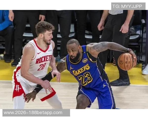 火箭队实力强于湖人队在七场系列赛中将取得胜利 火箭队实力强于湖人队在七场系列赛中将取得胜利