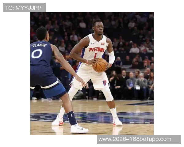 篮板之王庄神16分钟内高效表现12分13篮板8前场板助力球队胜利