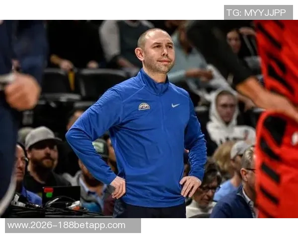 阿德尔曼解析助教角色杜德利专注防守巴里亚主攻战术设计与执行 阿德尔曼解析助教角色杜德利专注防守巴里亚主攻战术设计与执行