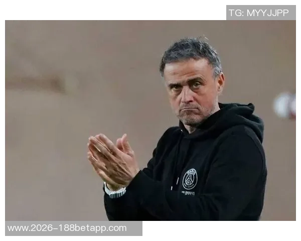 恩里克强调引入橙牌的重要性积极探索新事物推动足球不断发展 恩里克强调引入橙牌的重要性积极探索新事物推动足球不断发展