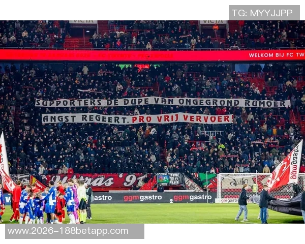 罗马诺透露利物浦与拜仁均关注格伊的真实情况