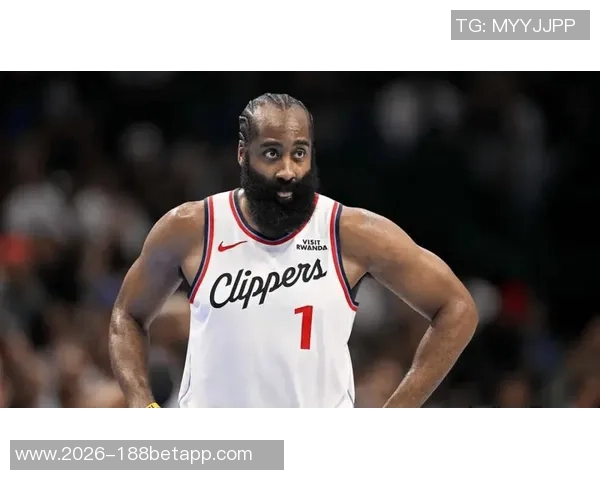 哈登半场表现低迷仅得11分负值惨淡球队遭遇重创