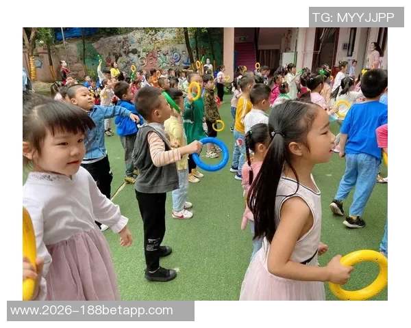 米奇谈文班恢复情况出场时间将逐步增加但短期内不会达到40分钟